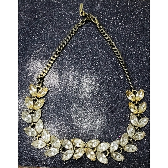 Clear and Gold Rhinestone Necklace - Picture 6 of 7